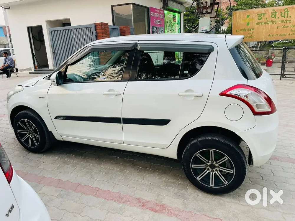 Maruti Suzuki Swift 2013 Diesel 110800 Km Driven