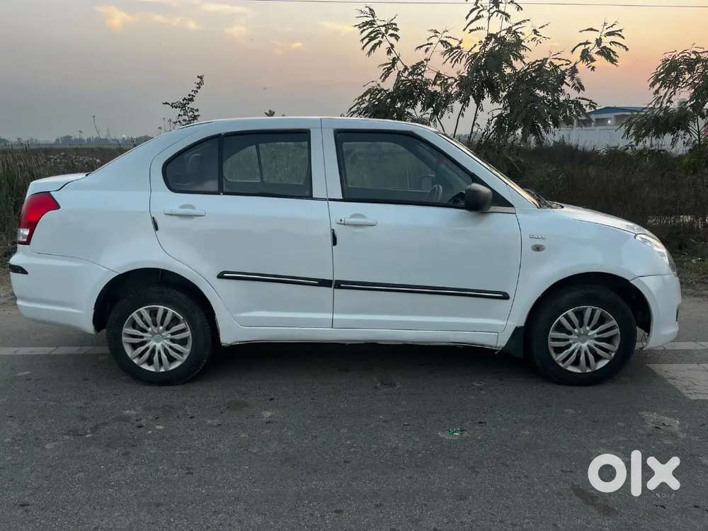 Maruti Suzuki Dzire 2013 Diesel 99400 Km Driven