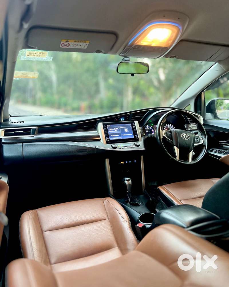 Toyota Innova Crysta [ ] 2.4 Zx At 7 Str, 2022, Diesel
