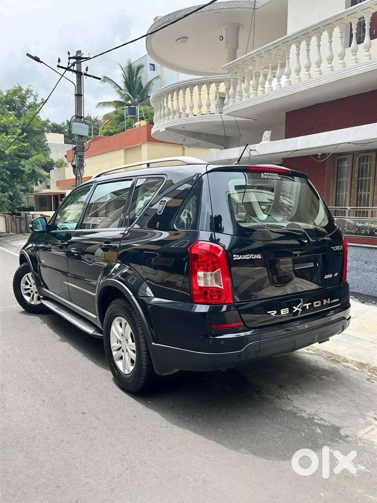 Mahindra Rexton, 2014, Diesel