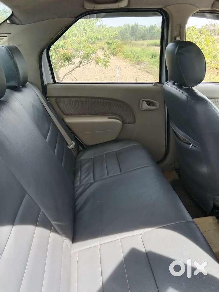Mahindra Logan Diesel 2010