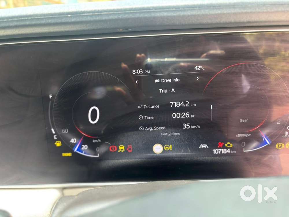 Mahindra Xuv700 2.2 Ax 7 Diesel Mt Luxury Pack Str, 2023, Diesel