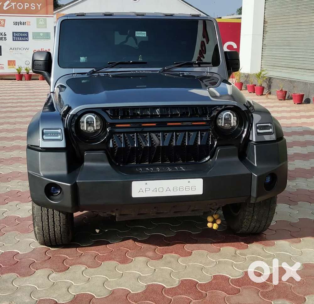 Showroom Track