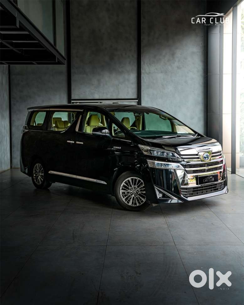 Toyota Vellfire, 2021, Petrol