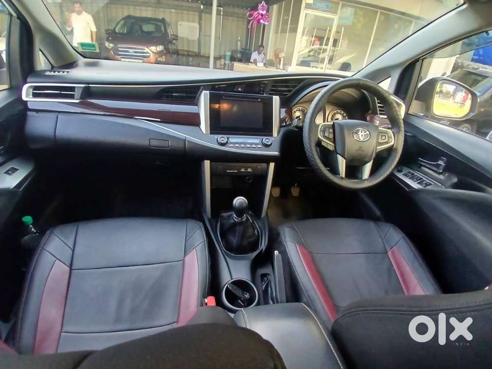 Toyota Innova Crysta 2.4 V, 2016, Diesel