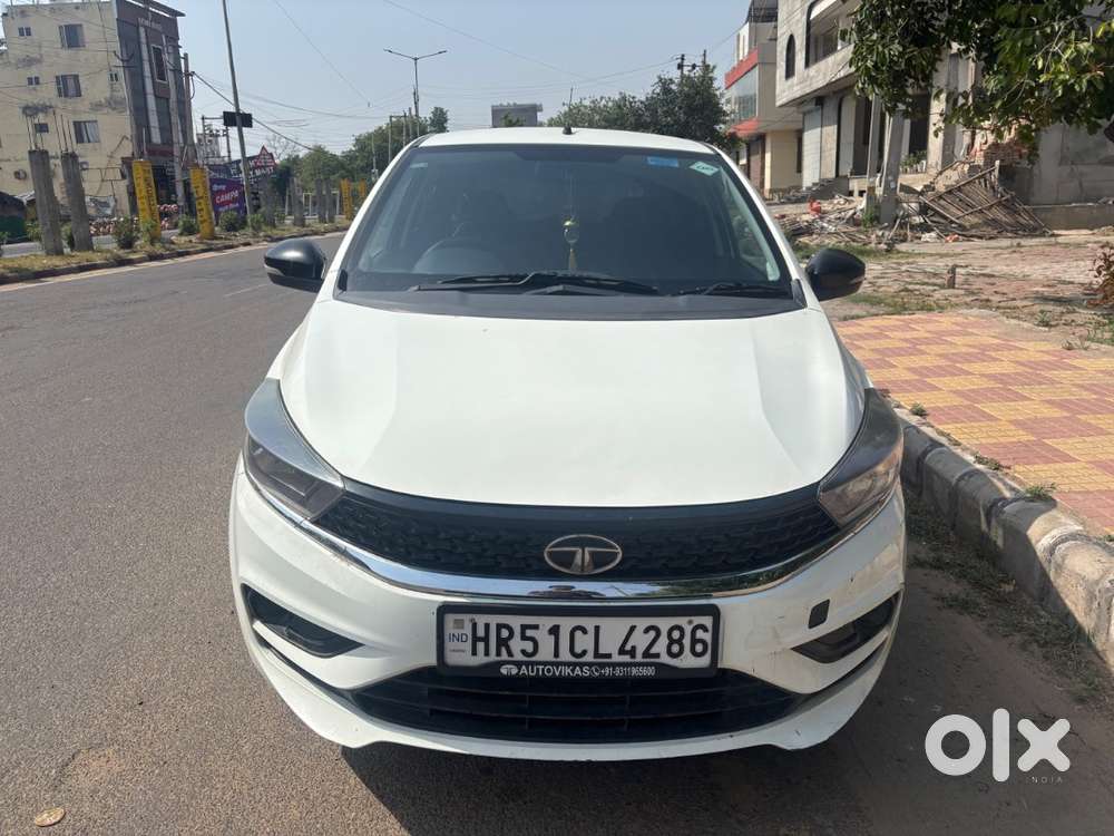Tata Tiago Company Cng 2023 Xt 4 Month Company Warranty Left
