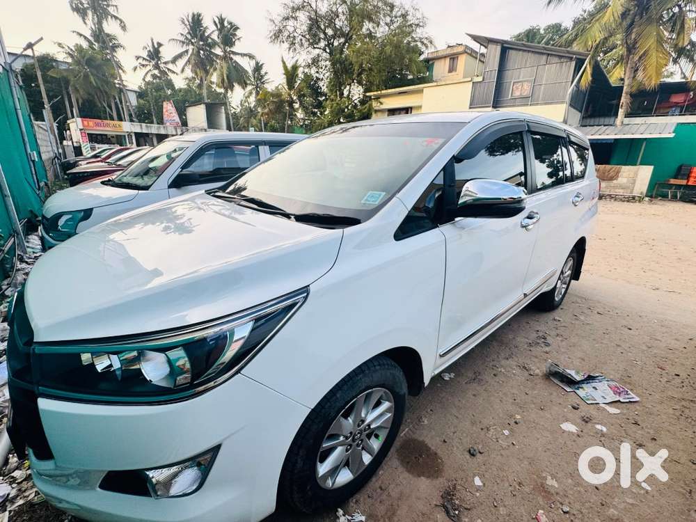 2018 Crysta G  8 Seater  Kerala Registration Without  Accident Car