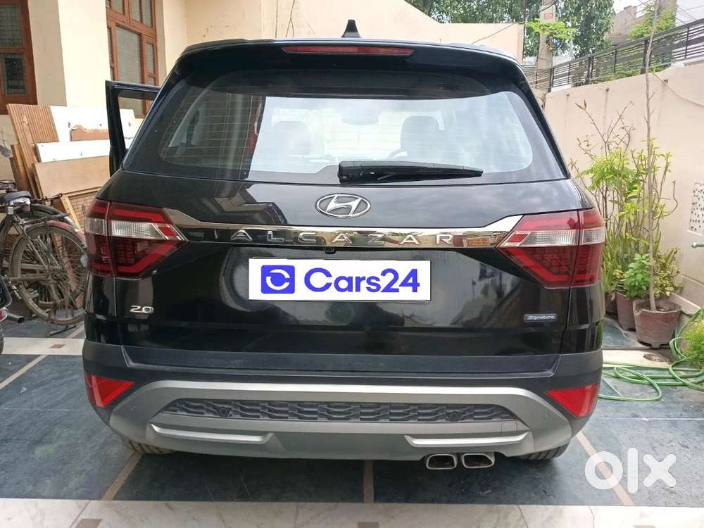 Hyundai Alcazar Petrol At 2022 Black