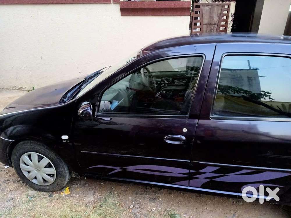 Mahindra Renault Logan 2008