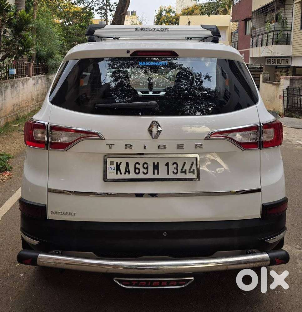 Renault Triber Rxz, 2025, Petrol