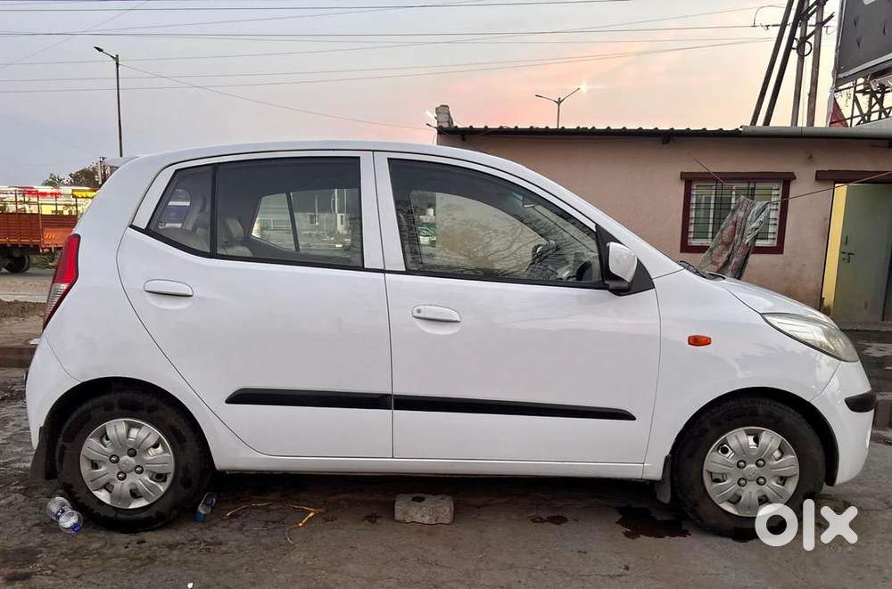 For Sale  Well Maintained Hyundai I10 At  Smooth Engine