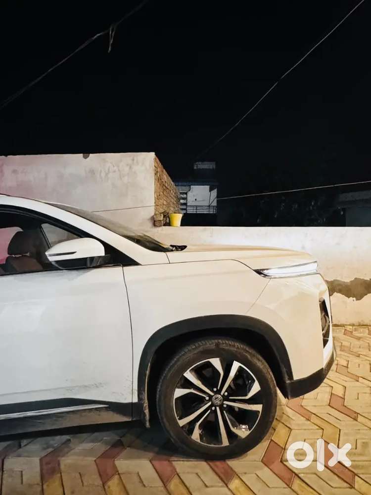 Mg Hector Plus 2025 Model With Low Km Driven