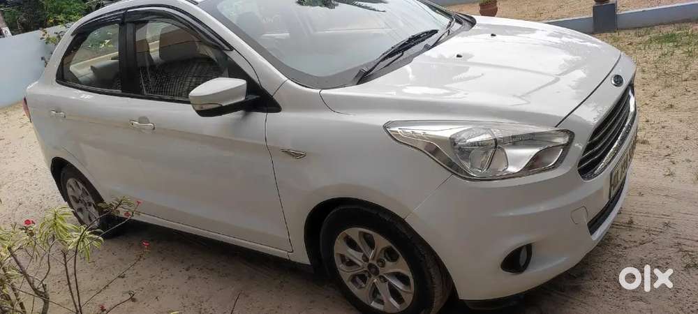 Ford Aspire Titanium White 2016 Year Car