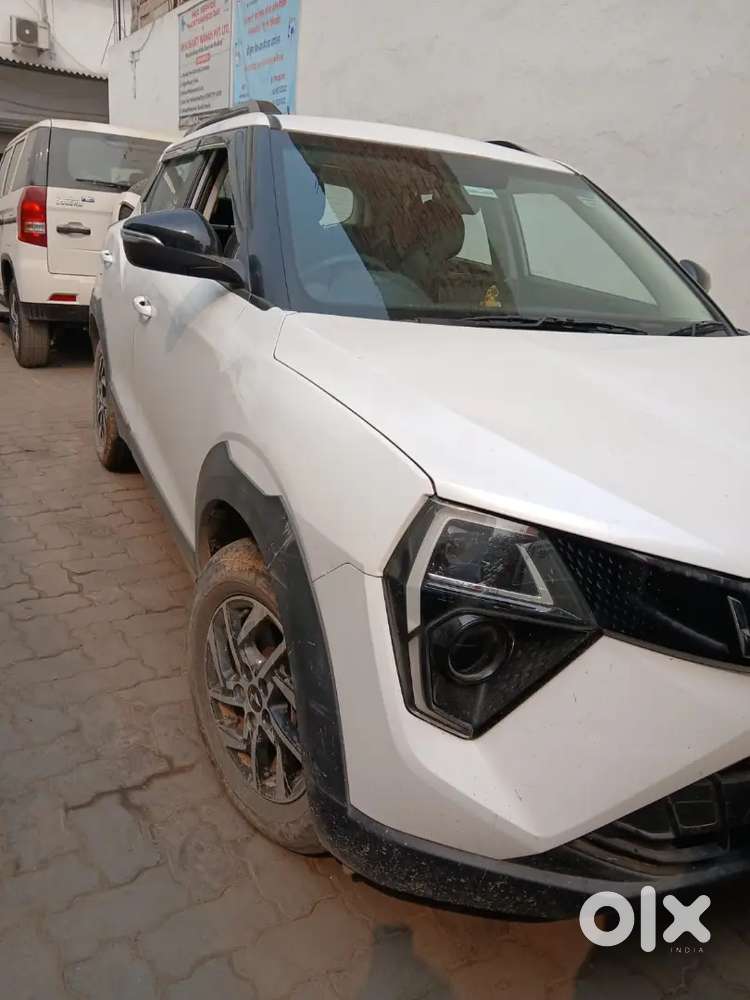 Mahindra Xuv 3xo Petrol 2024