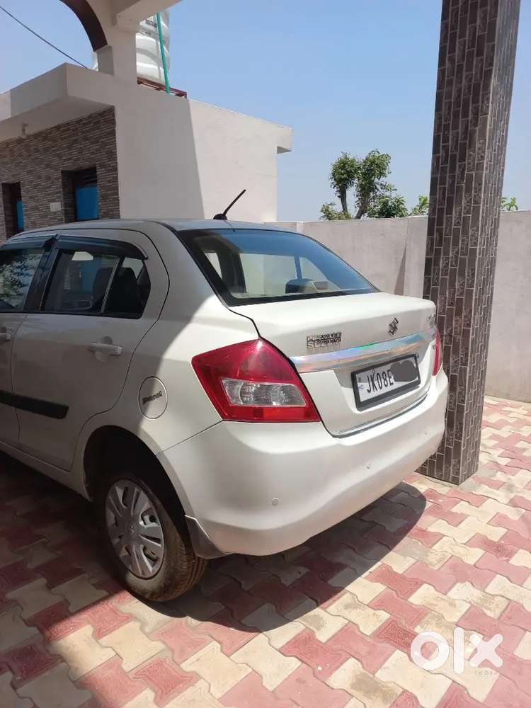 Maruti Suzuki Dzire 2015 Manual Petrol