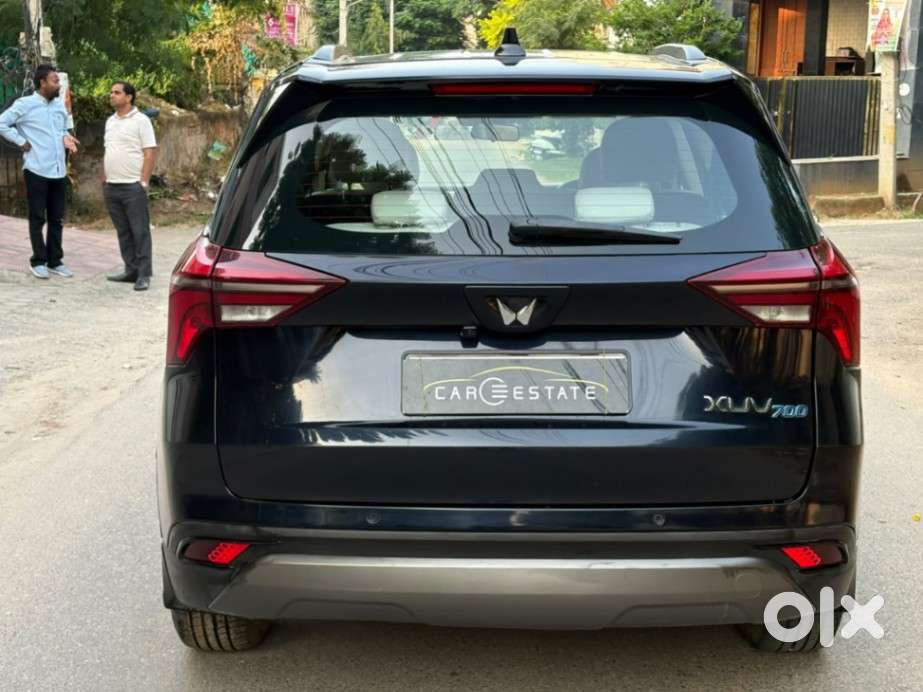 Mahindra Xuv700 2.0 Ax 7 Petrol Mt Str, 2023, Petrol