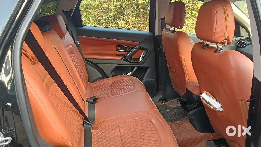 Tata Harrier Black Nice Condition