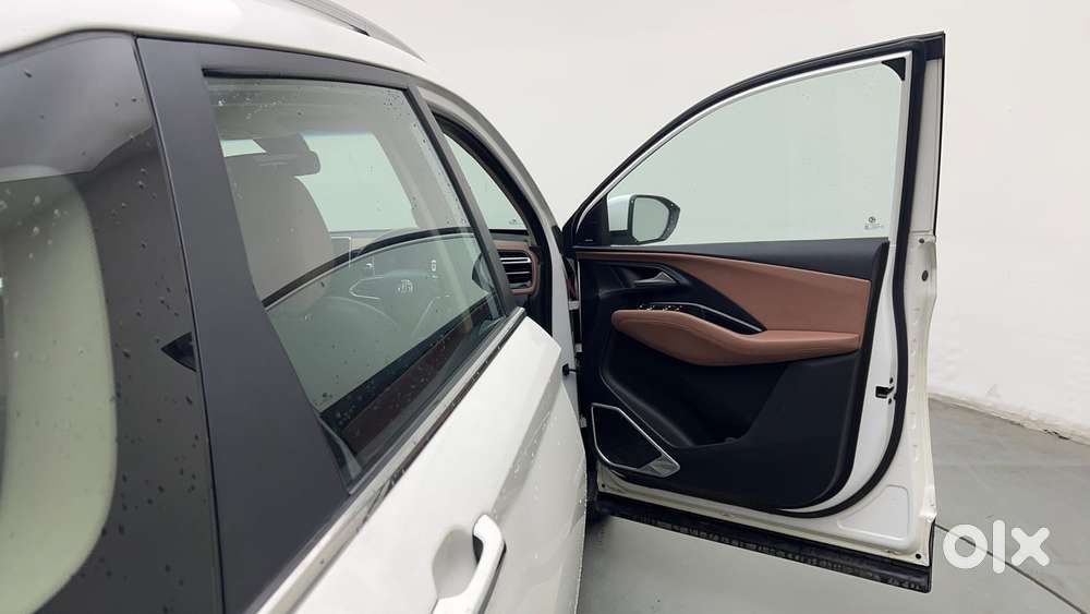 Mg Hector Plus Sharp Pro 2.0 Turbo Diesel 7 Str, 2023, Diesel
