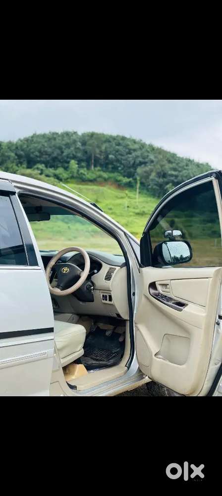 Toyota Innova Hycross 2009 Diesel