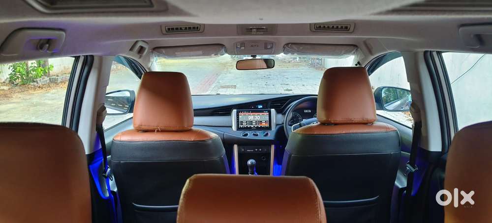 Toyota Innova Crysta 2.4 G Mt 8s, 2017, Diesel