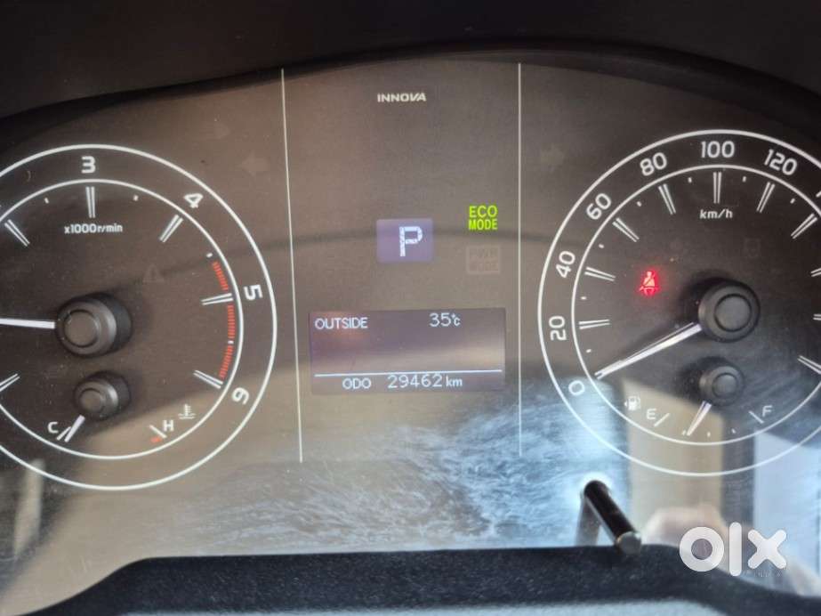 Toyota Innova Crysta [2020-ongoing] 2.4 Gx At 8 Str, 2022, Diesel