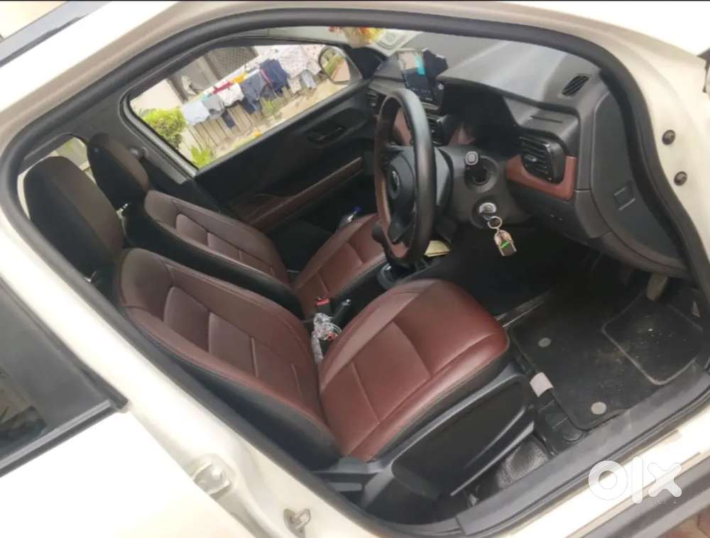 Tata Punch 1.2 Revotron Petrol Manual 2024