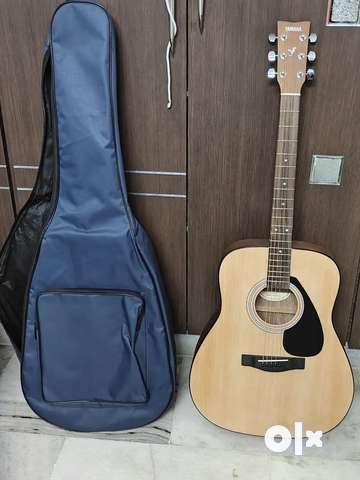 Yamaha F280 unused guitar set Musical Instruments 1758237632