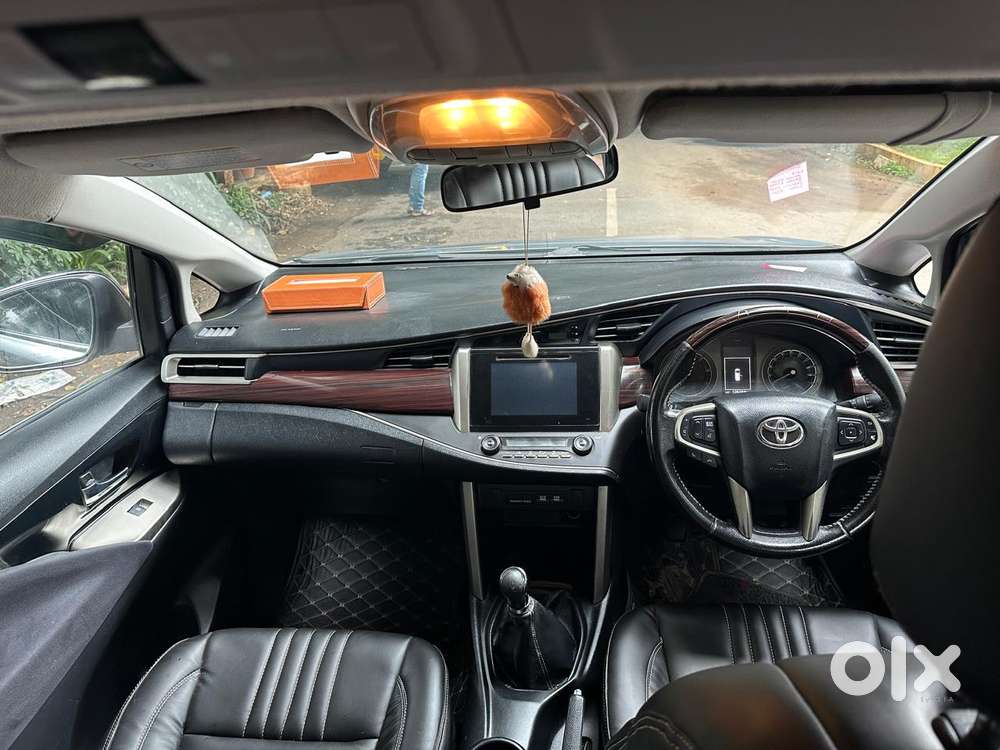 Toyota Innova Crysta 2.4 V, 2017, Diesel