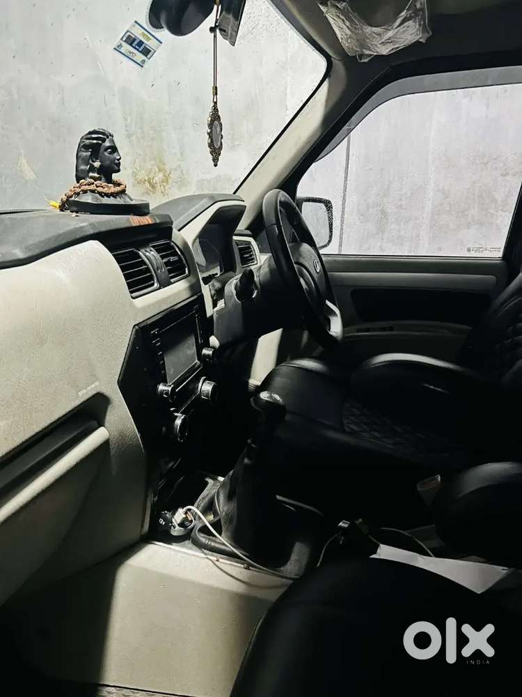Mahindra Scorpio 2018 Diesel Manual