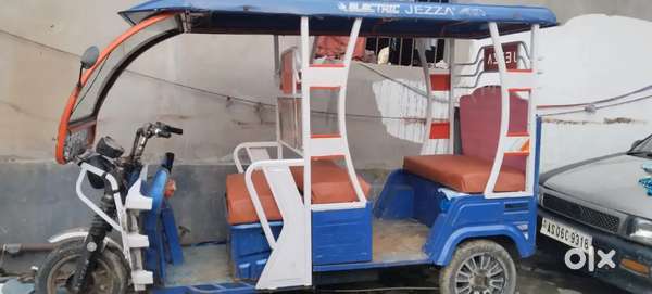 Jezza E riksha tiptop condition