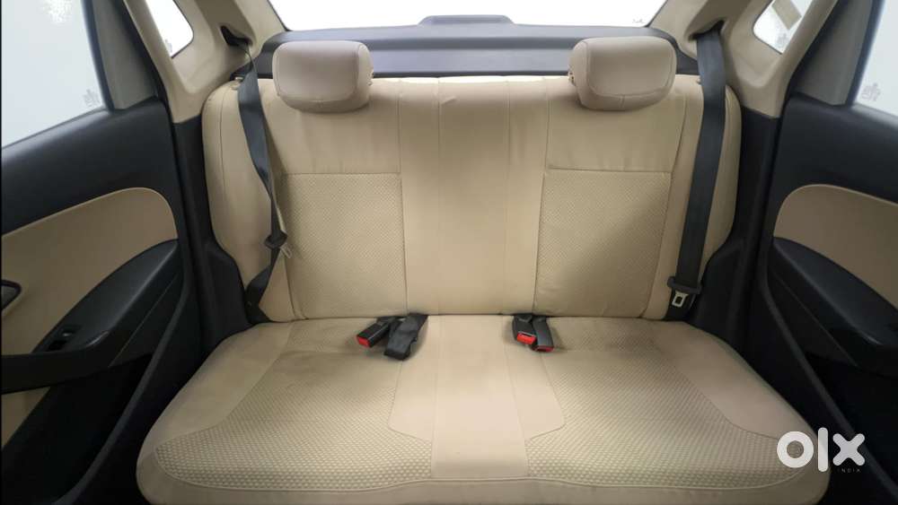 Volkswagen Ameo 1.2 Mpi Highline 16 Alloy, 2016, Petrol