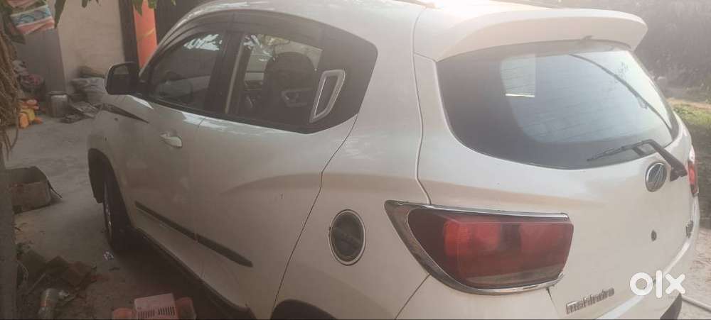 Mahindra Kuv100 Top Model Best Condition 1woner Car