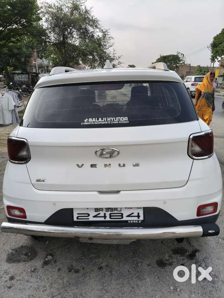 Hyundai Venue Diesel 2020 Manual Second-owner