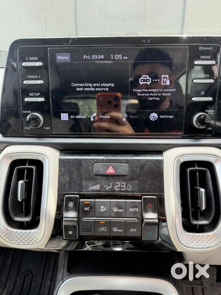 Kia Sonet 2023 Diesel Well Maintained..single Hand Driven..