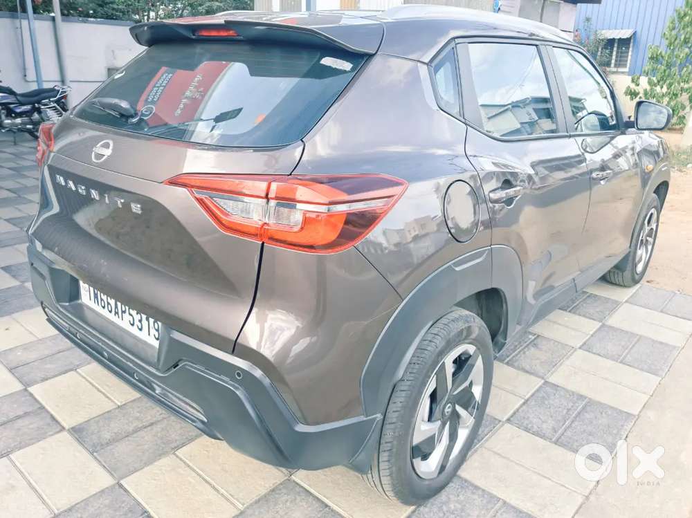 Nissan Magnite 2023 1.0 L Xe Petrol