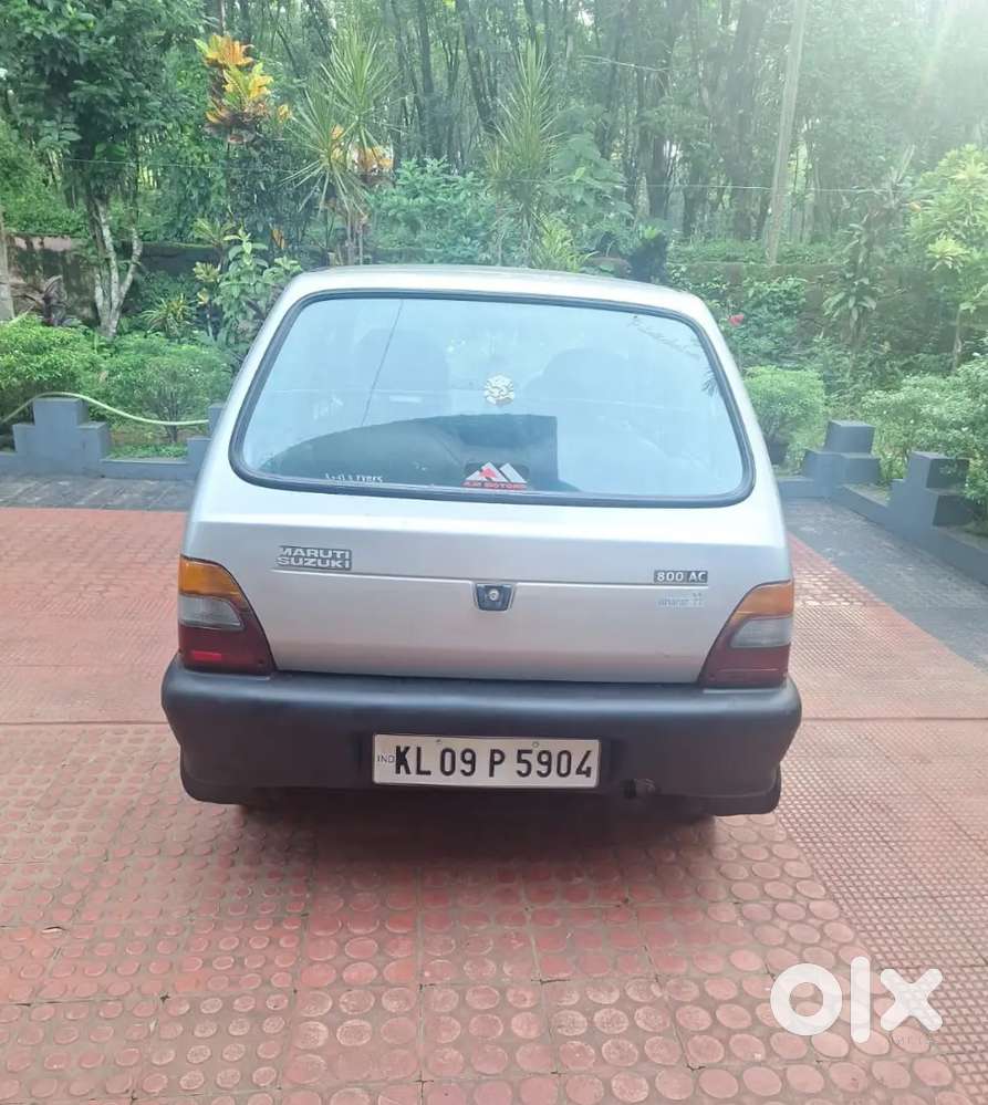 Maruti Suzuki 800 2004 Petrol Well Maintained