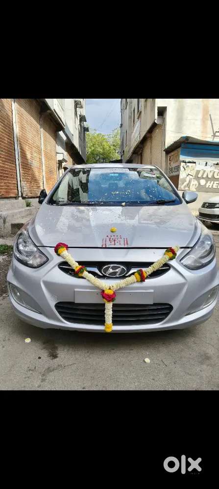 Hyundai Fluidic Verna 2012 Diesel 180000 Km Driven