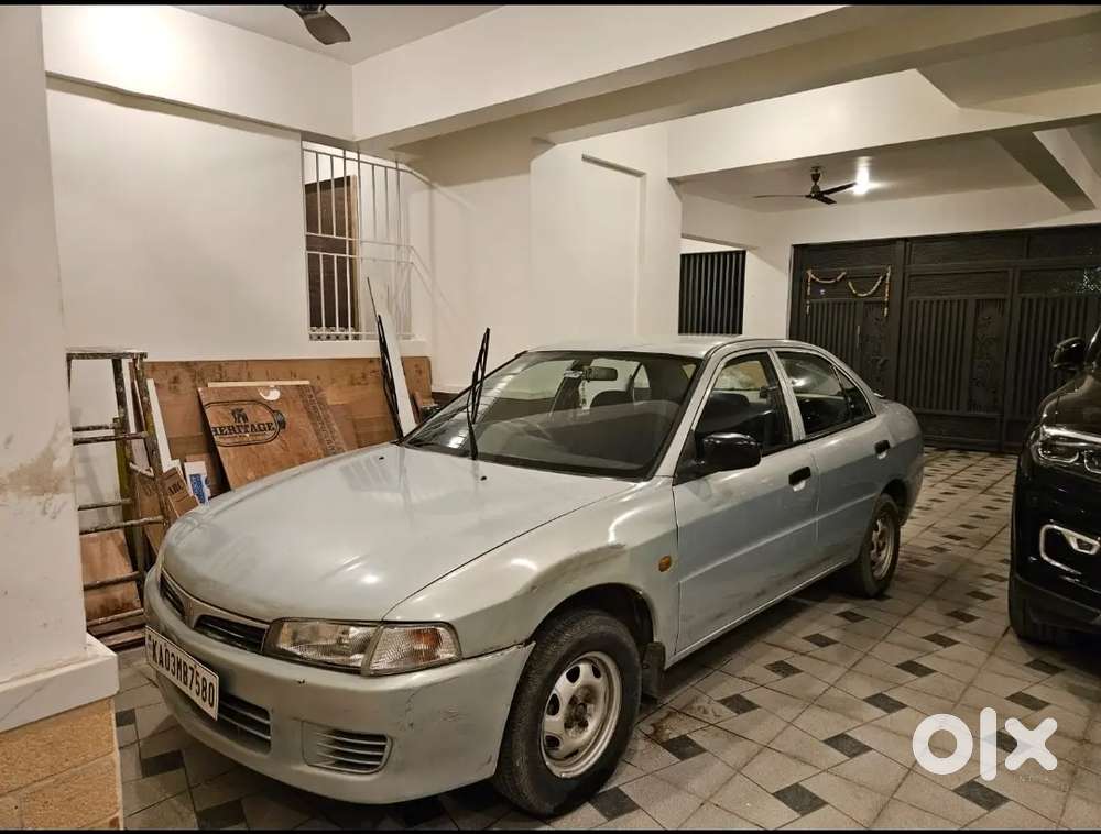 Mitsubishi Lancer 1.5 Gli 2003