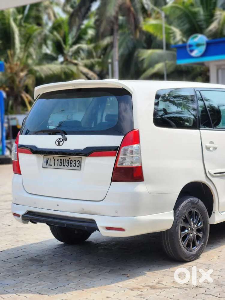 Toyota Innova 2013