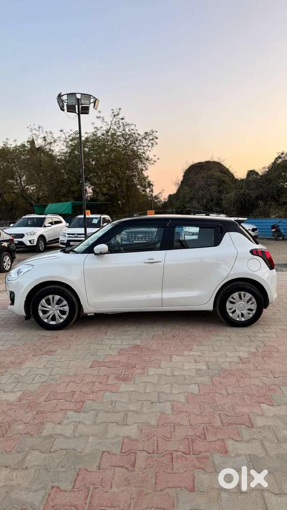 Maruti Suzuki Swift Vvt Vxi, 2022, Petrol