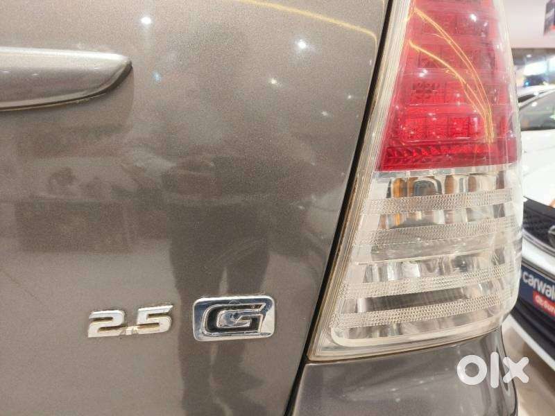 Toyota Innova 2.5 G (diesel) 8 Seater, 2011, Diesel