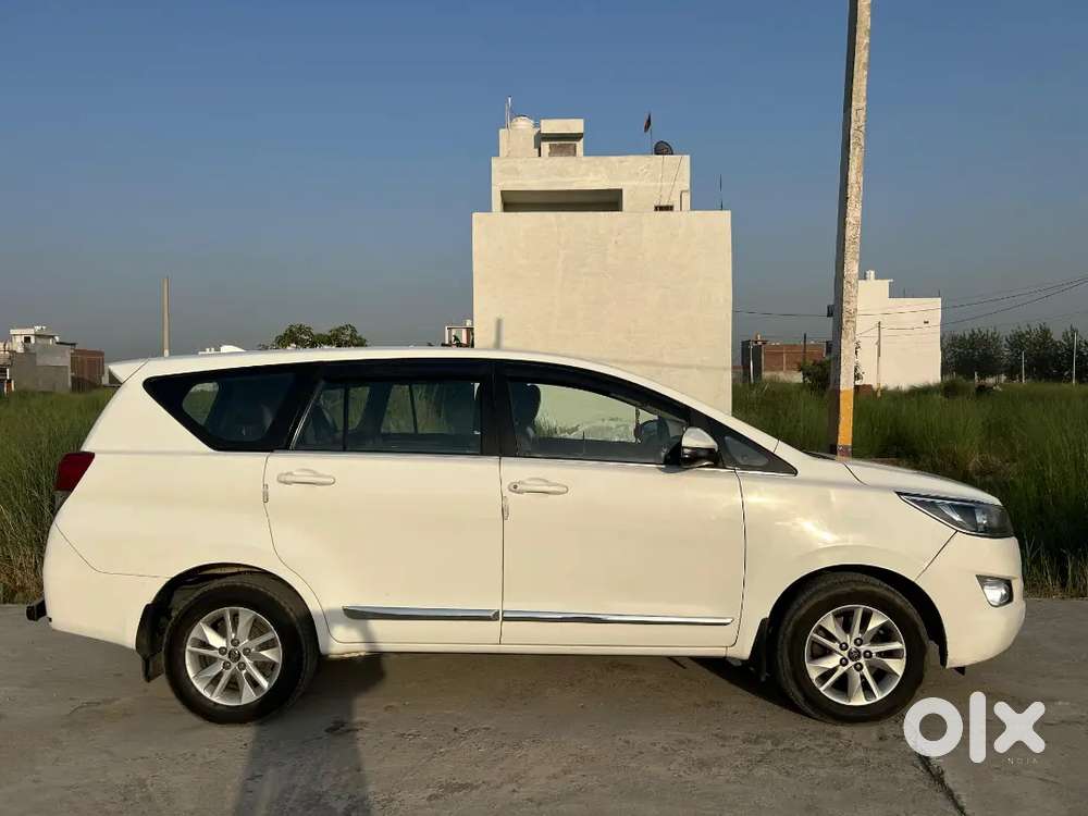 Toyota Innova Crysta 2019
