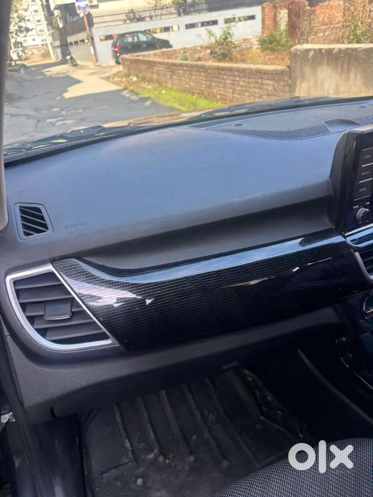New Car Leni Hai