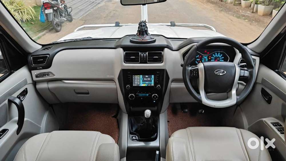 Mahindra Scorpio S10, 2016, Diesel