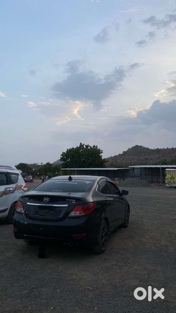 Hyundai Fluidic Verna 2012