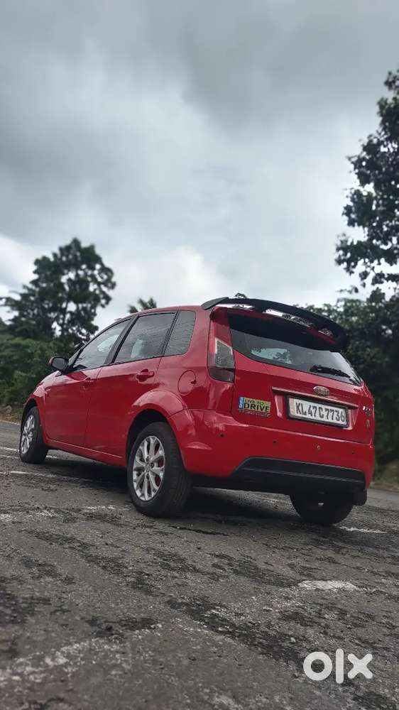 Ford Figo Titanium 2013