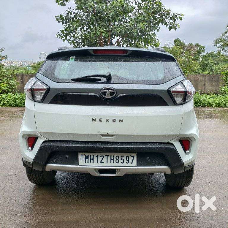 Tata Nexon 1.5 Revotorq Xza Plus Dual Tone Roof (o) Amt, 2021, Diese..