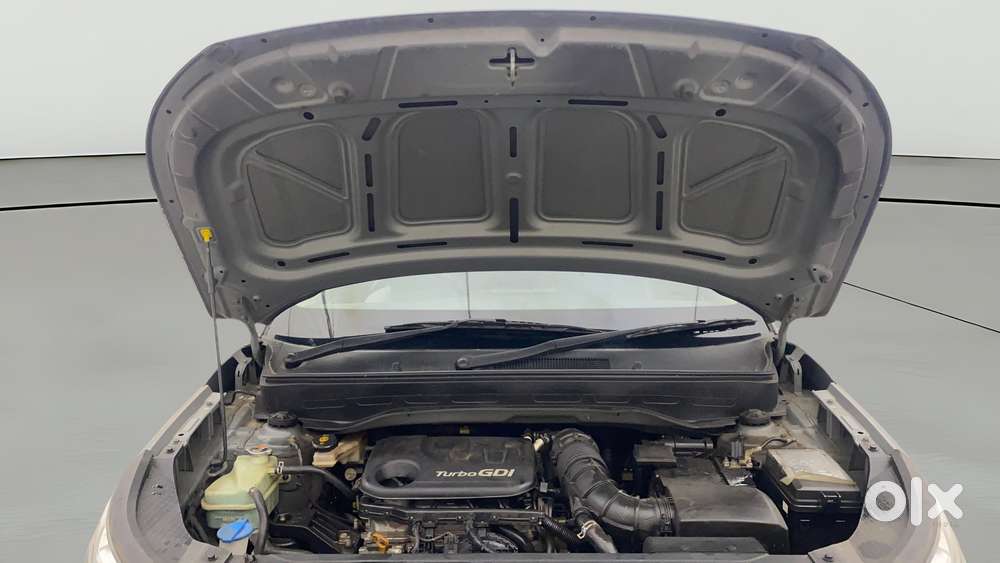 Hyundai Venue 1.0 Sx (o) Turbo Dual Tone, 2020, Petrol