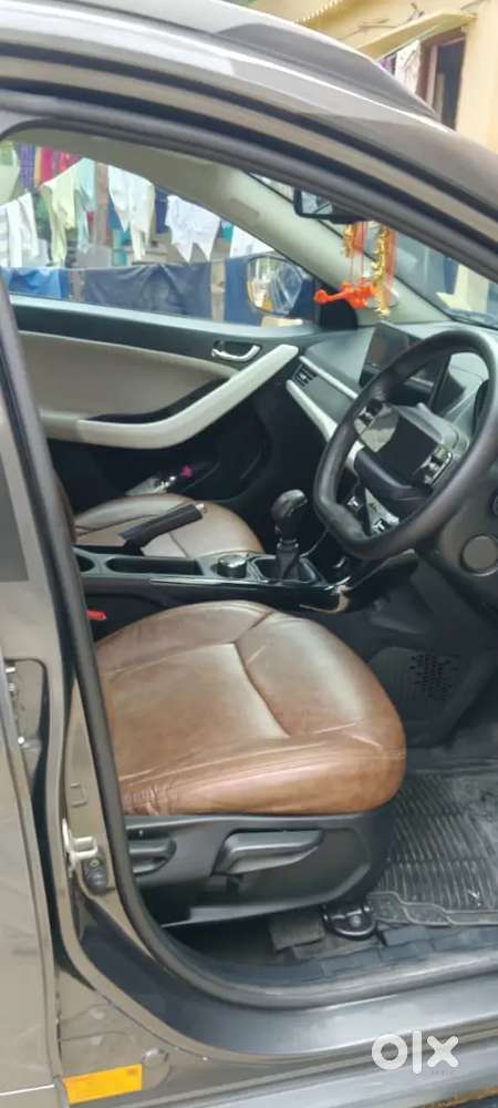 Tata Nexon 2024 Petrol Well Maintained