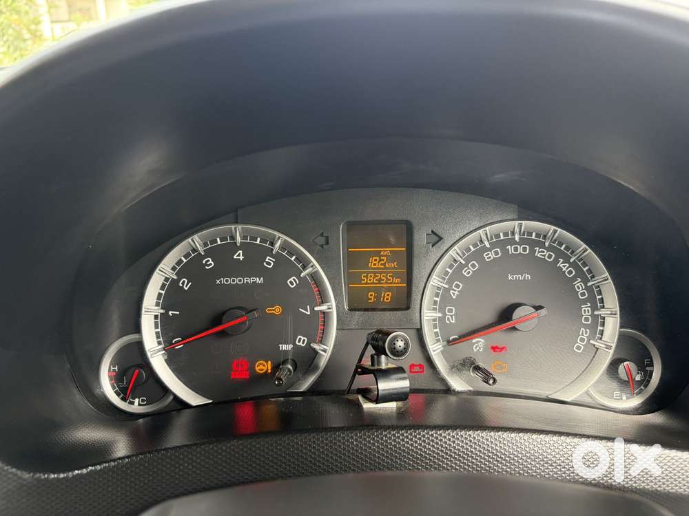 Maruti Suzuki Swift Vxi, 2018, Petrol